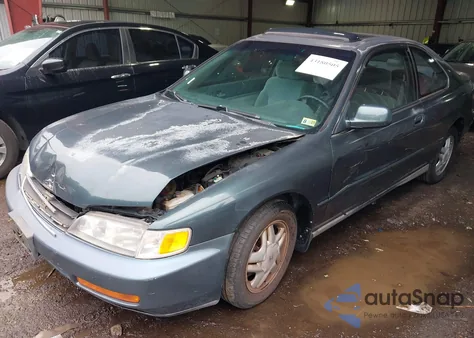 1996 Honda Accord Ex/Ex-R from USA, damaged, VIN 1HGCD7251TA037836